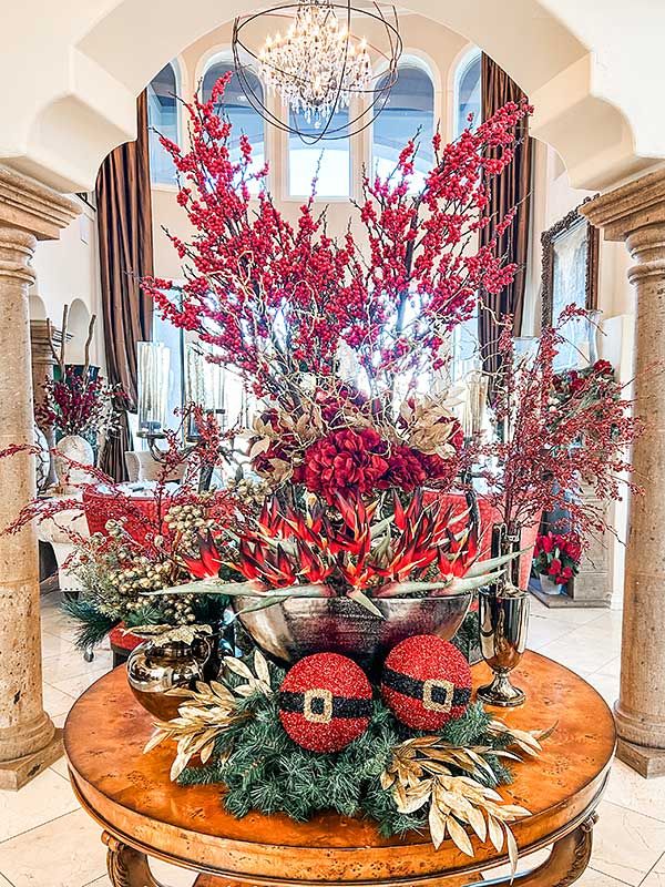 Holiday Decorating - Entry